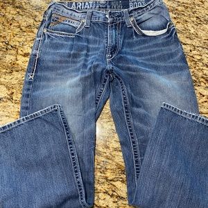 Men’s ARIAT low-rise bootleg 32/30